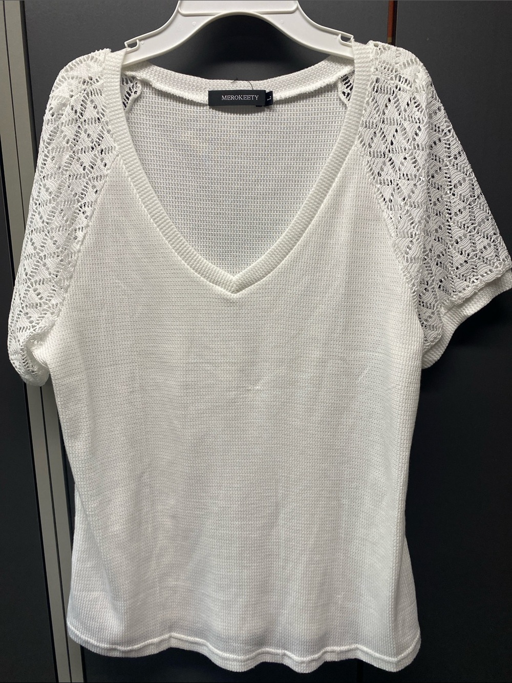 Merokeety Women's White V-Neck Short Sleeve Knit Top